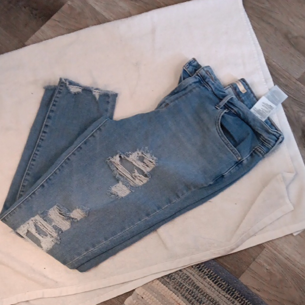 Levi's Women's Boyfriend Jeans in Light Blue